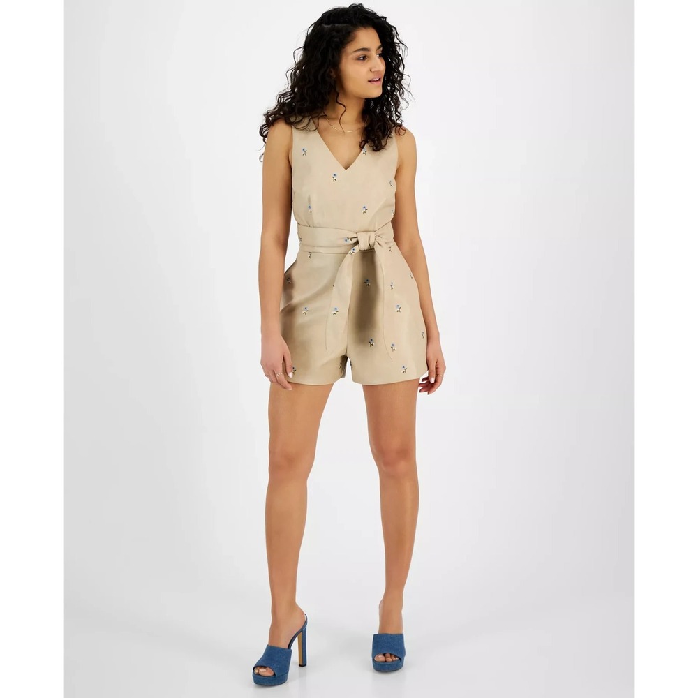 Avec Les Filles Women's Embroidered‎ Wrap Back Romper Embroidered Flower